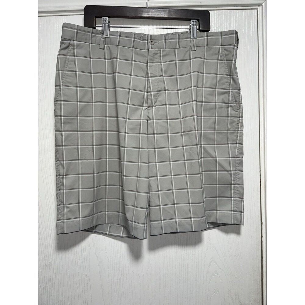 Nike Golf Tour Performance Men's Dri-Fit Flat Front Shorts Size 38 Gray Plaid